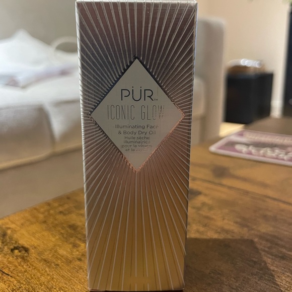 PUR Cosmetics Crystal Clear Iconic Glow Shimmer Oil, 1 FL Oz - Picture 1 of 2